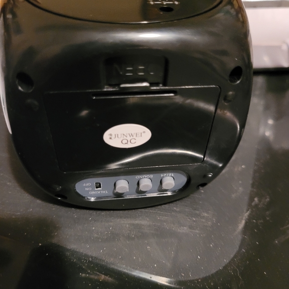 Alarm clock projector - Picture 4 of 4